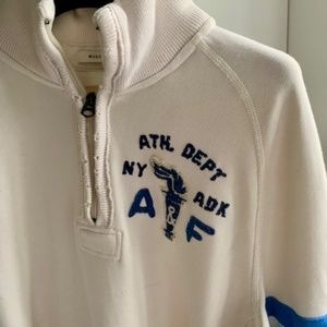 Abercrombie & Fitch White and Blue Zip Up Sweater